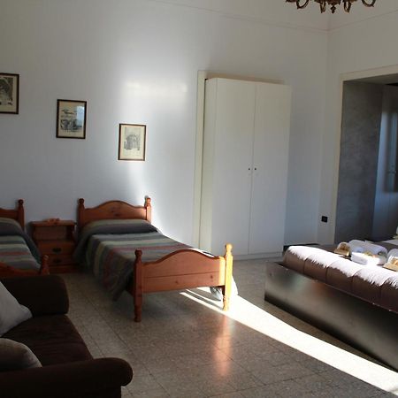 Il Castello Di Atessa Bed & Breakfast Exterior photo