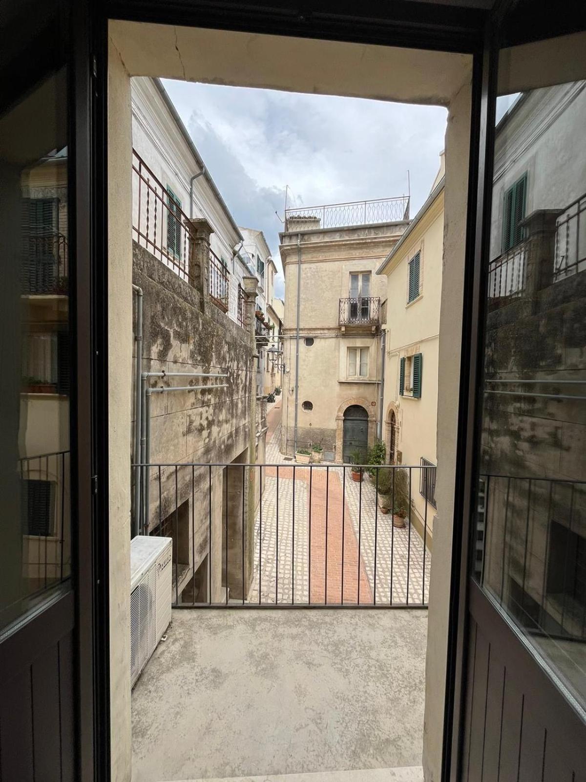 Il Castello Di Atessa Bed & Breakfast Exterior photo